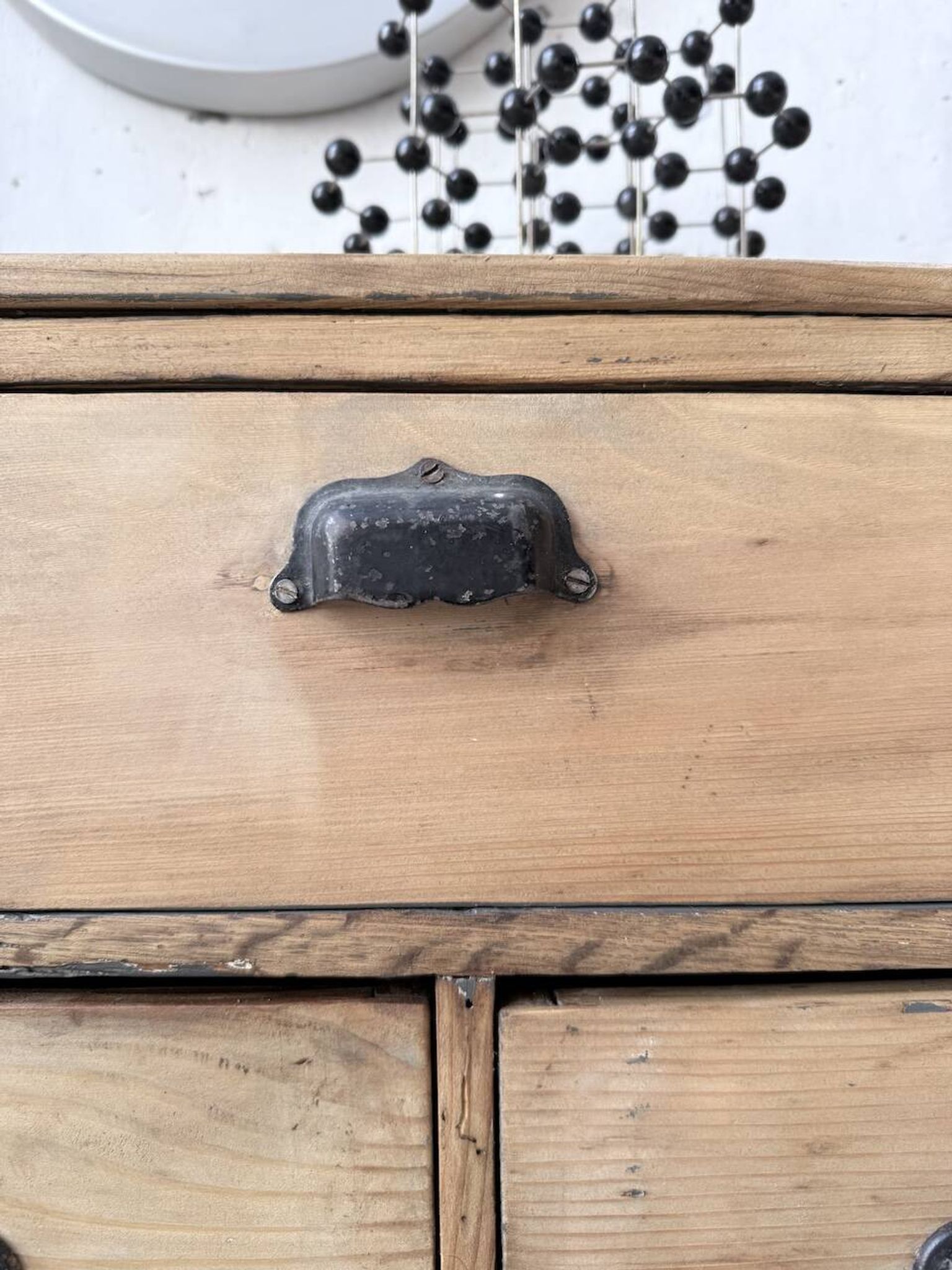 Meuble de métier pin à tiroirs 1950