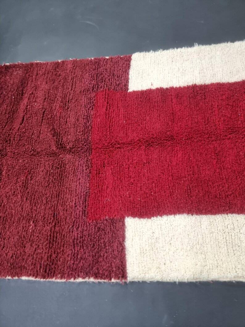 Traditional Beni Ourain Berber rug in natural wool 140/260 cm