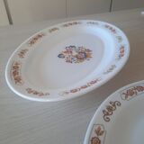 Set of 2 vintage dishes