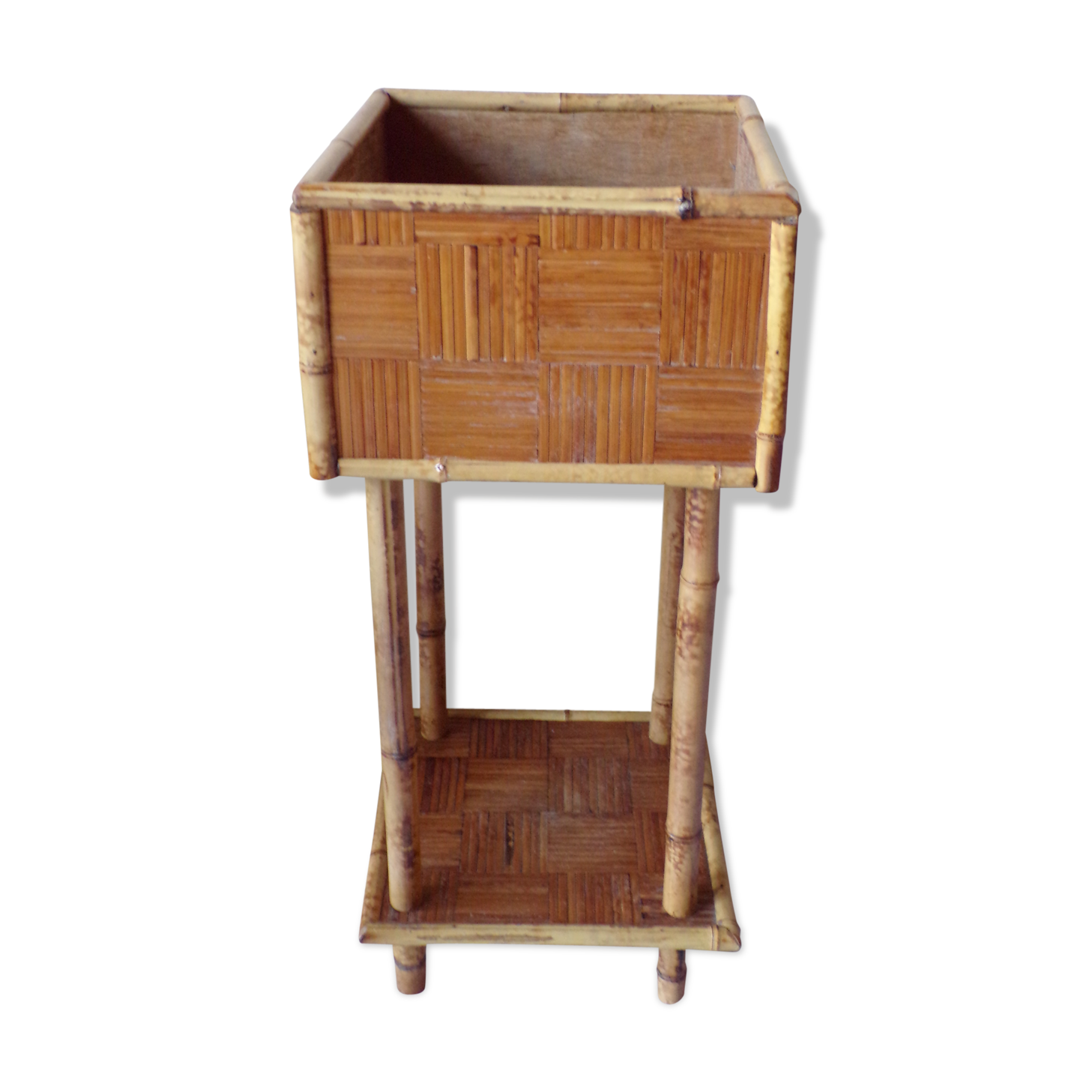 Flowers in bamboo and rattan tray