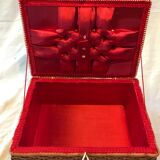 Vintage wicker and "scoubidou" box