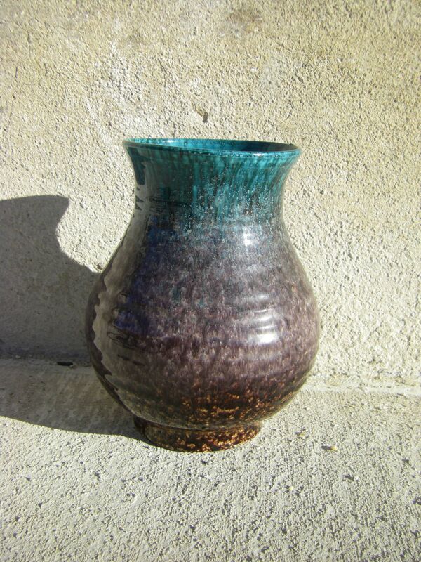 Vase en céramique d'Accolay