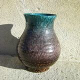 Ceramic vase from Accolay