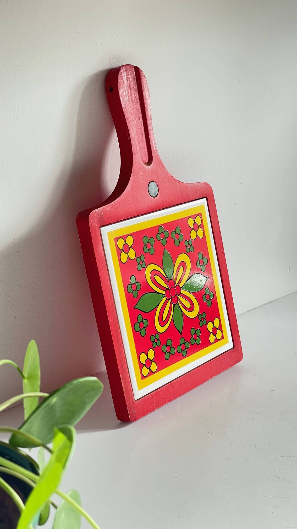 Vintage Red Plate Mat