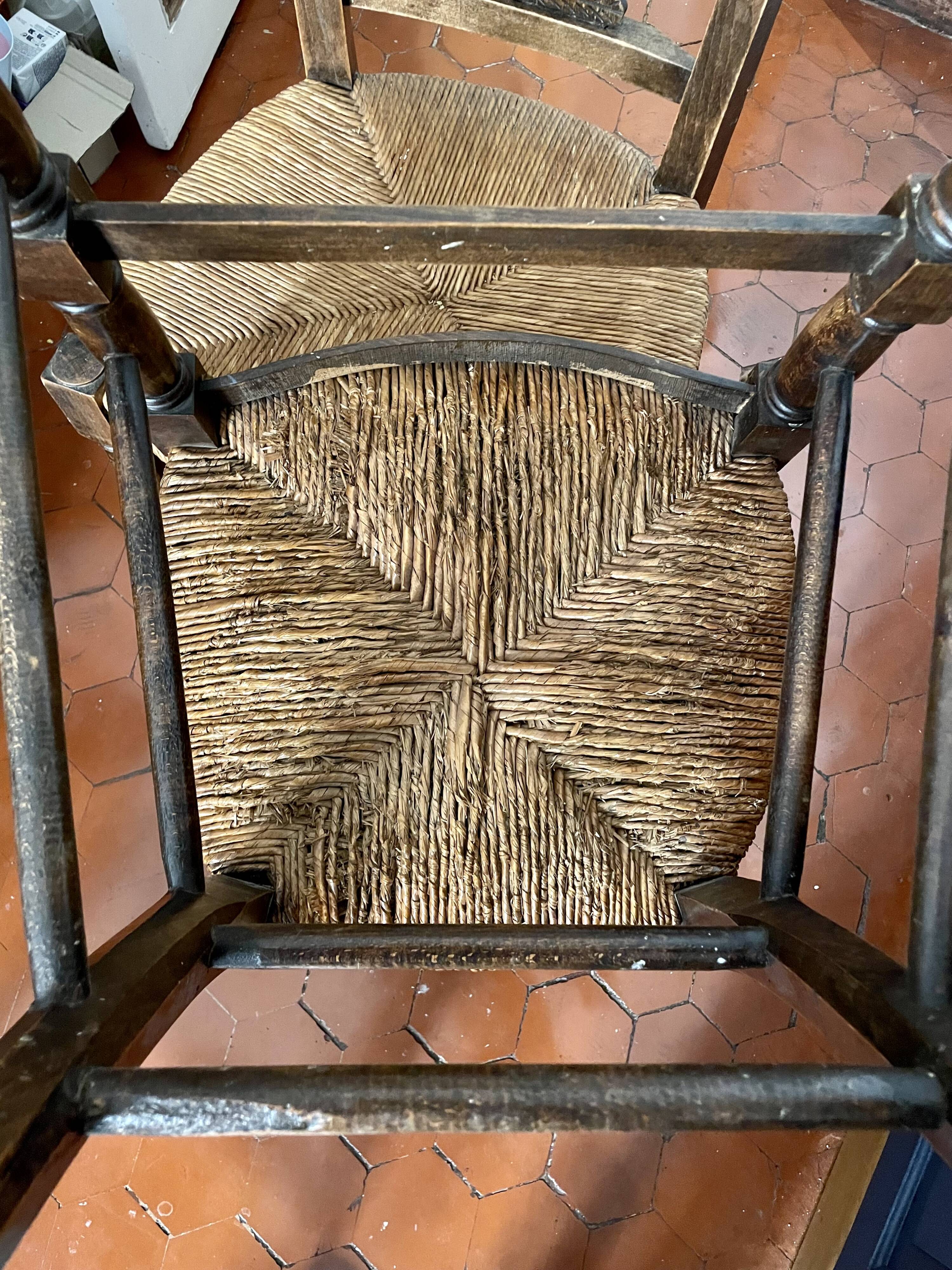 4 old Provencal chairs in carved wood
