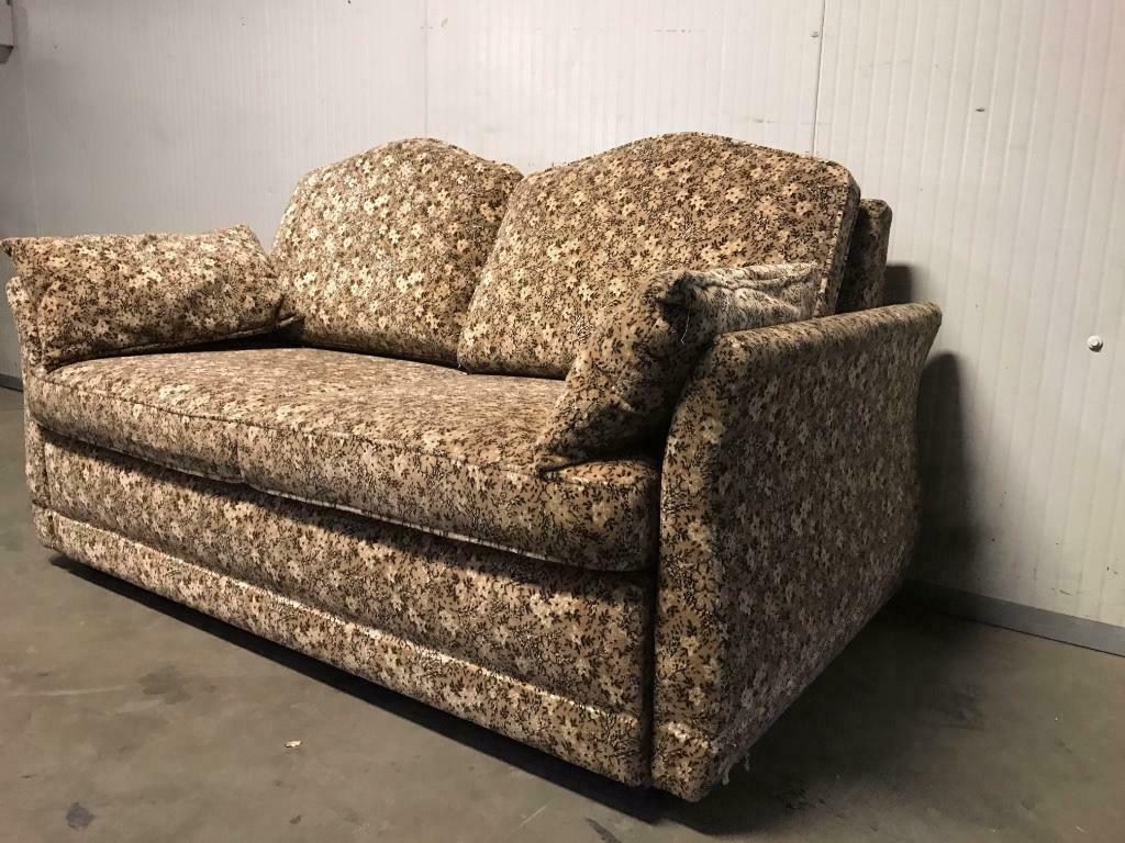 VINTAGE SOFA / SLEEPING BED / SOFA