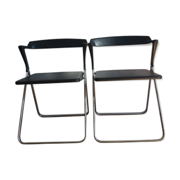 Arch folding chairs