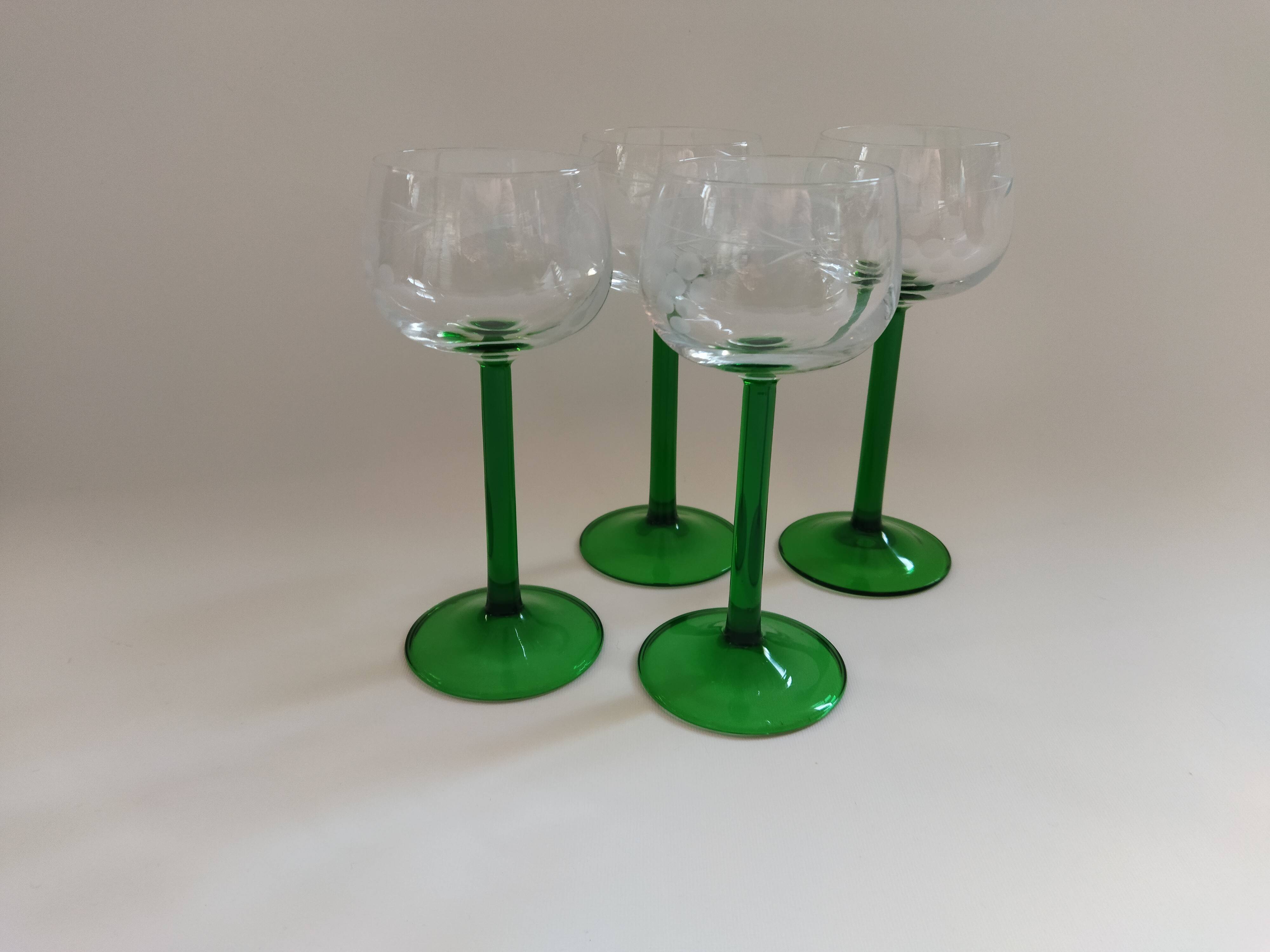Verres à vin d'Alsace gravés