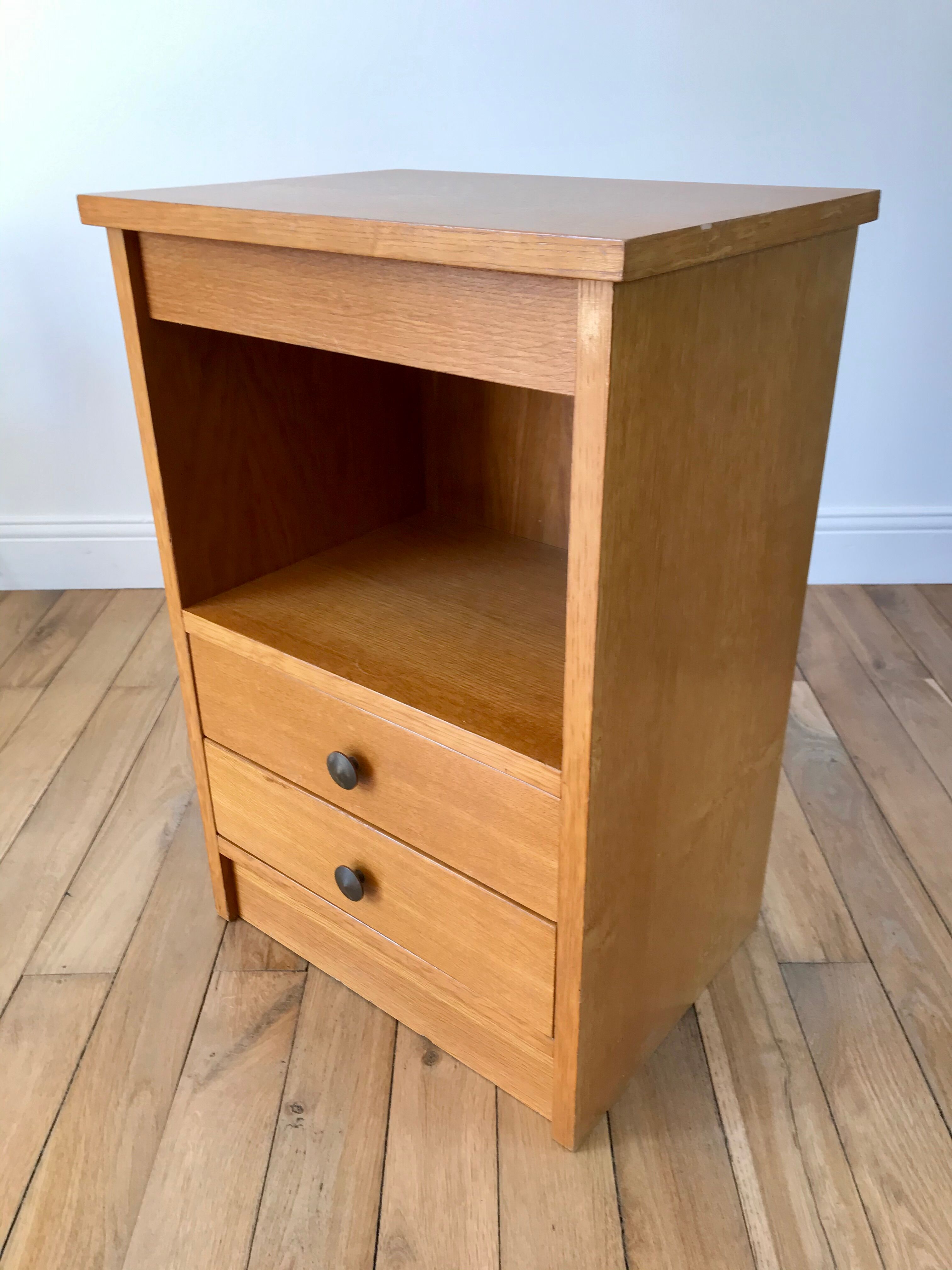 Storage in oak veneer 50s