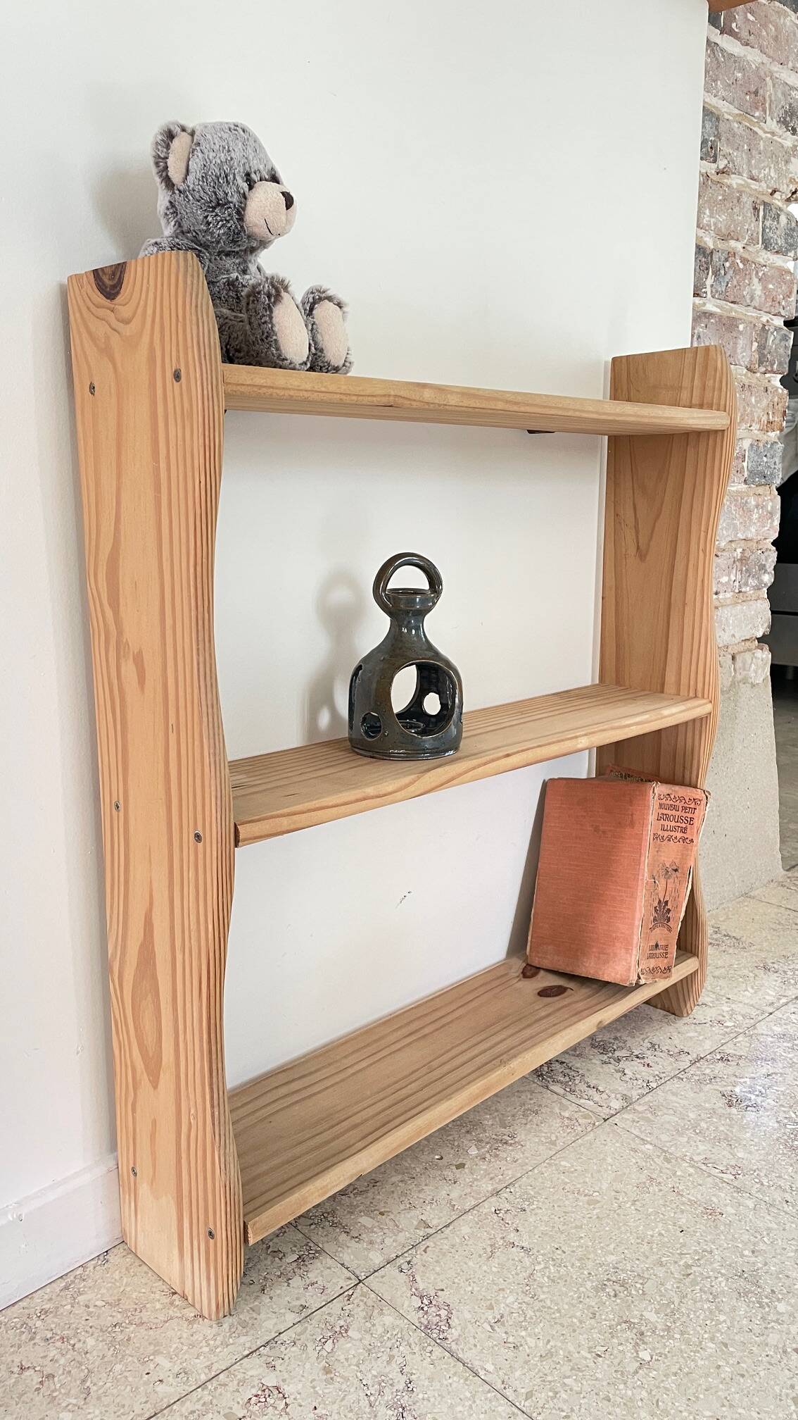 Vintage Solid Wood Shelf (Tabletop or Wall Mounted)