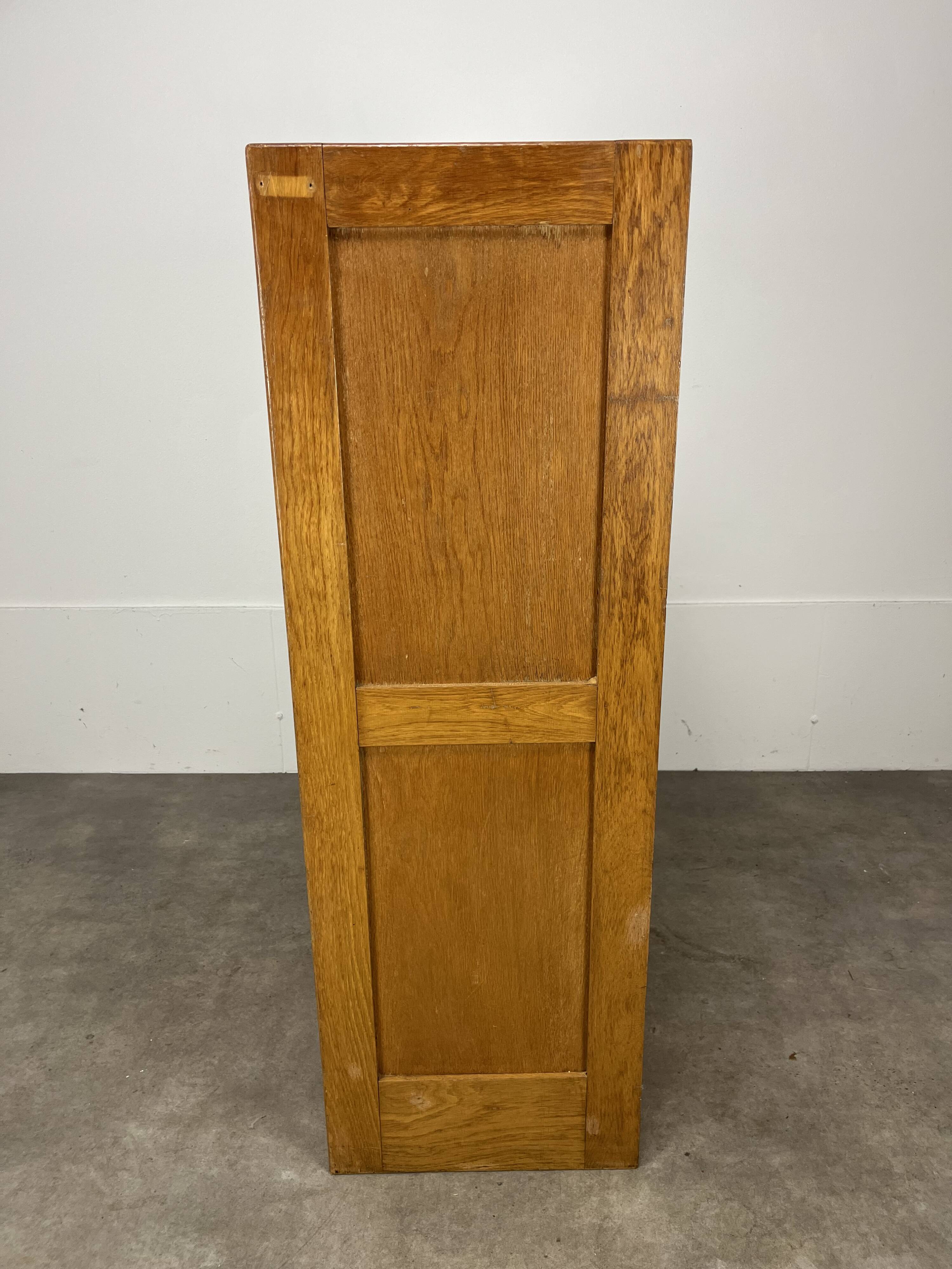 Filing cabinet with curtain, by trade