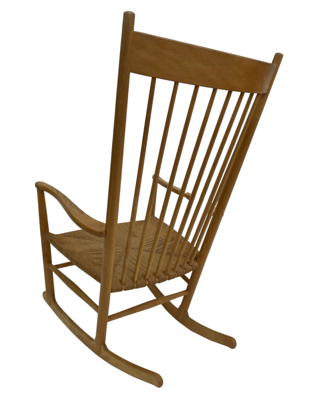 J16 rocking chair by Hans J. Wegner
