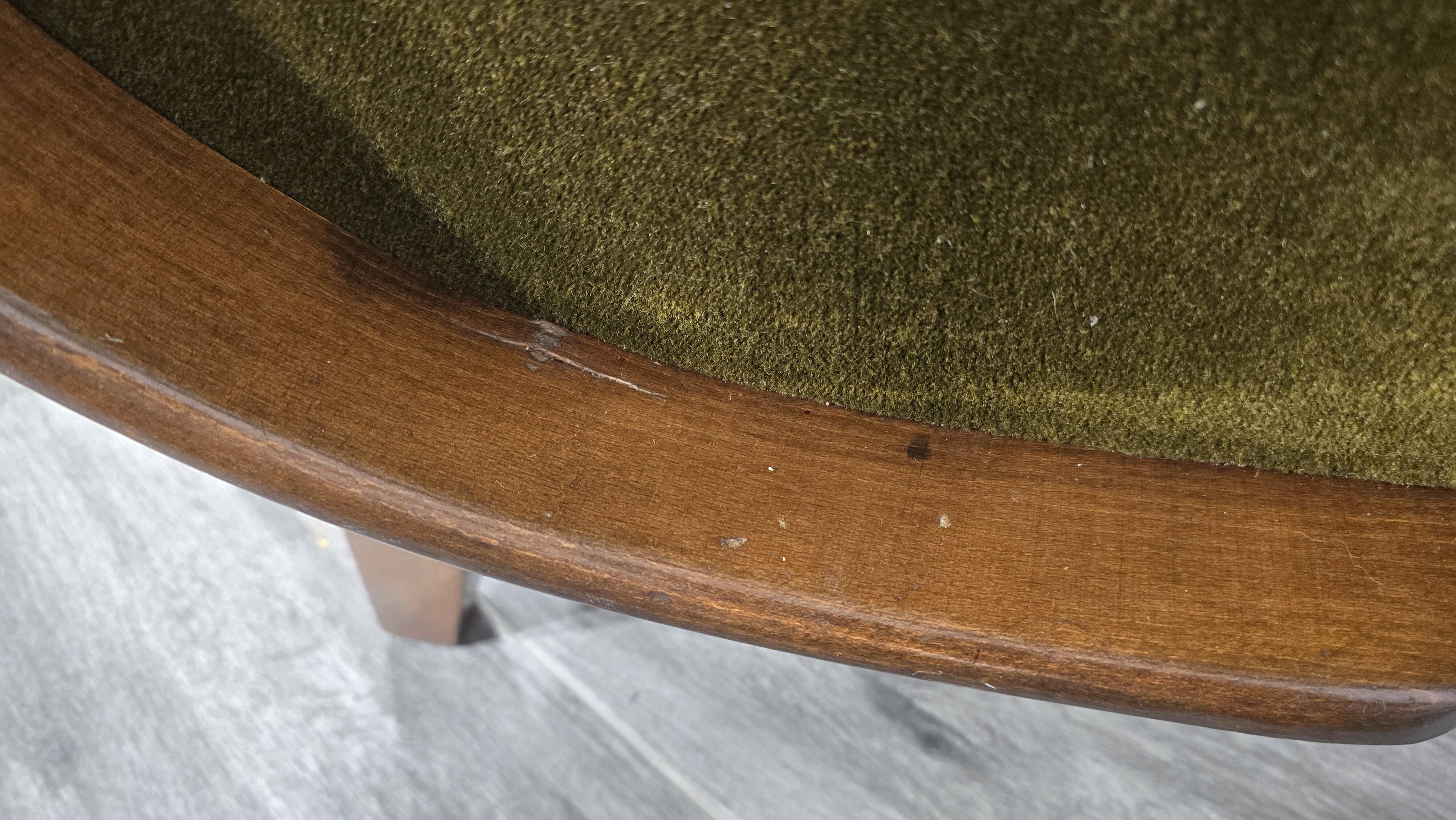 Fauteuils de Jindrich Halabala, années 1940, ensemble de 2