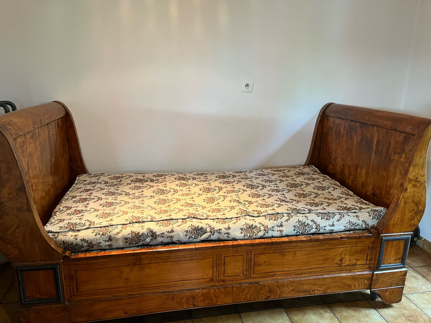Walnut boat bed