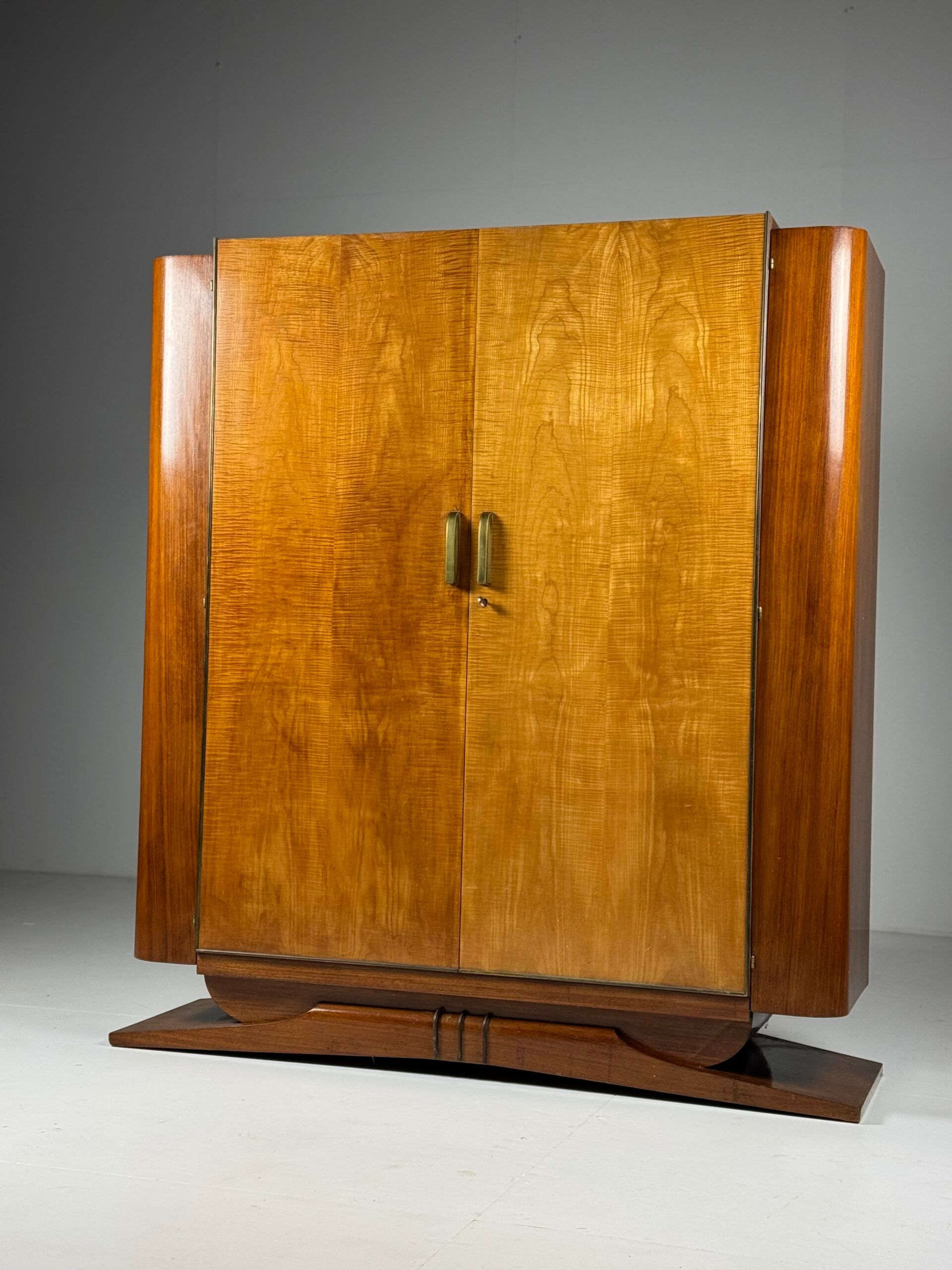 Cabinet art déco 1930