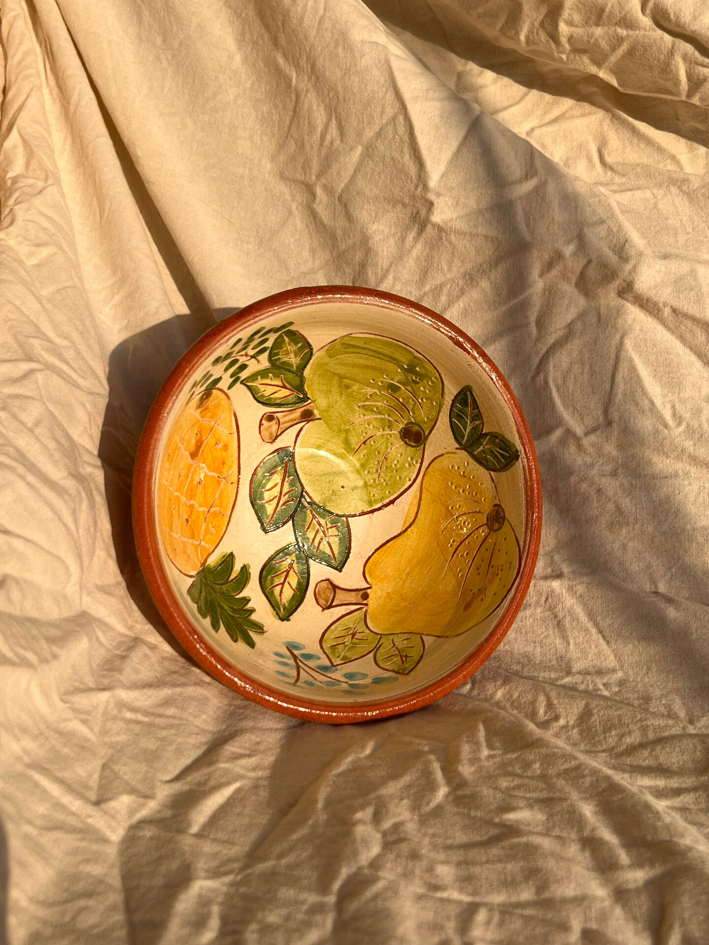 Bowl in Portuguese artisan pottery Signed Gracindo Carrilho