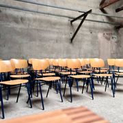 Stackable school chair 32
