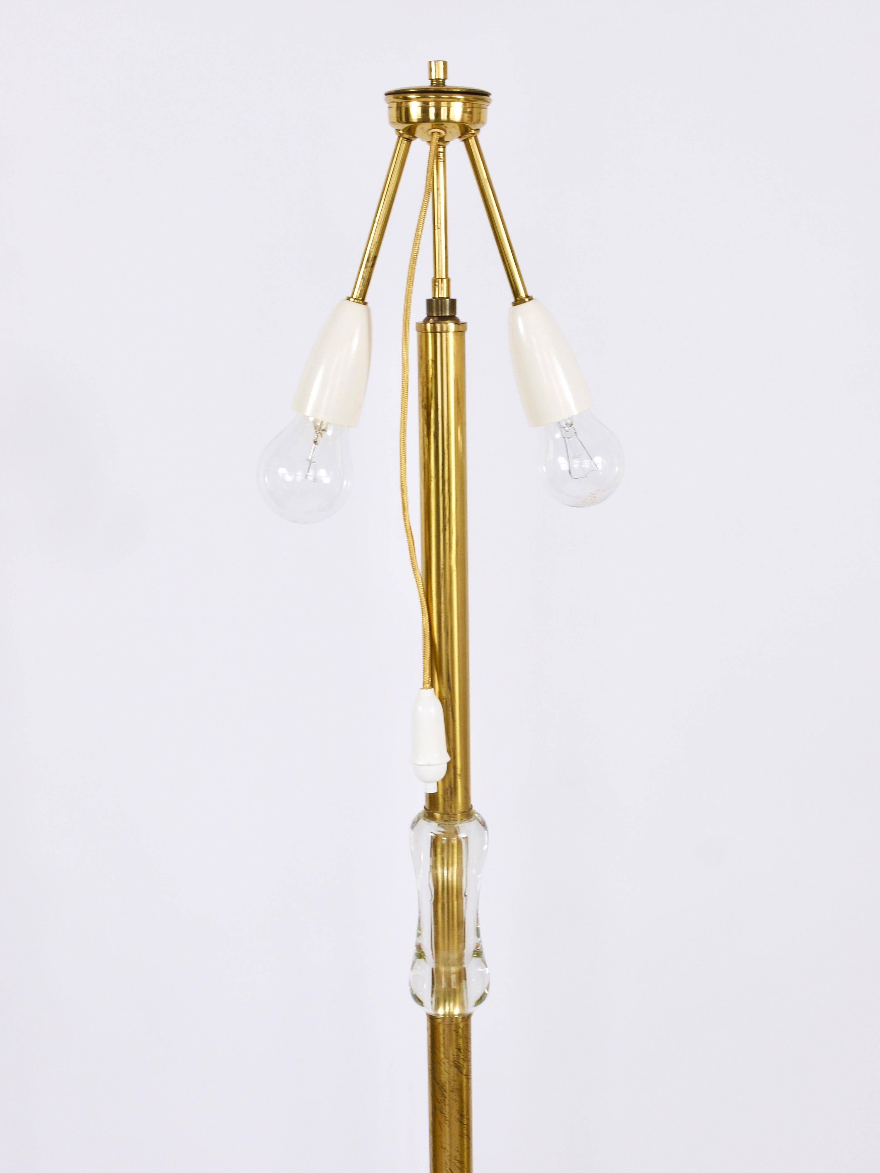 Bakalowits floor lamp from Vienna in solid brass with a glass handle, Austria, 1950s.