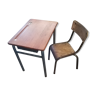 Bureau et chaise d'école