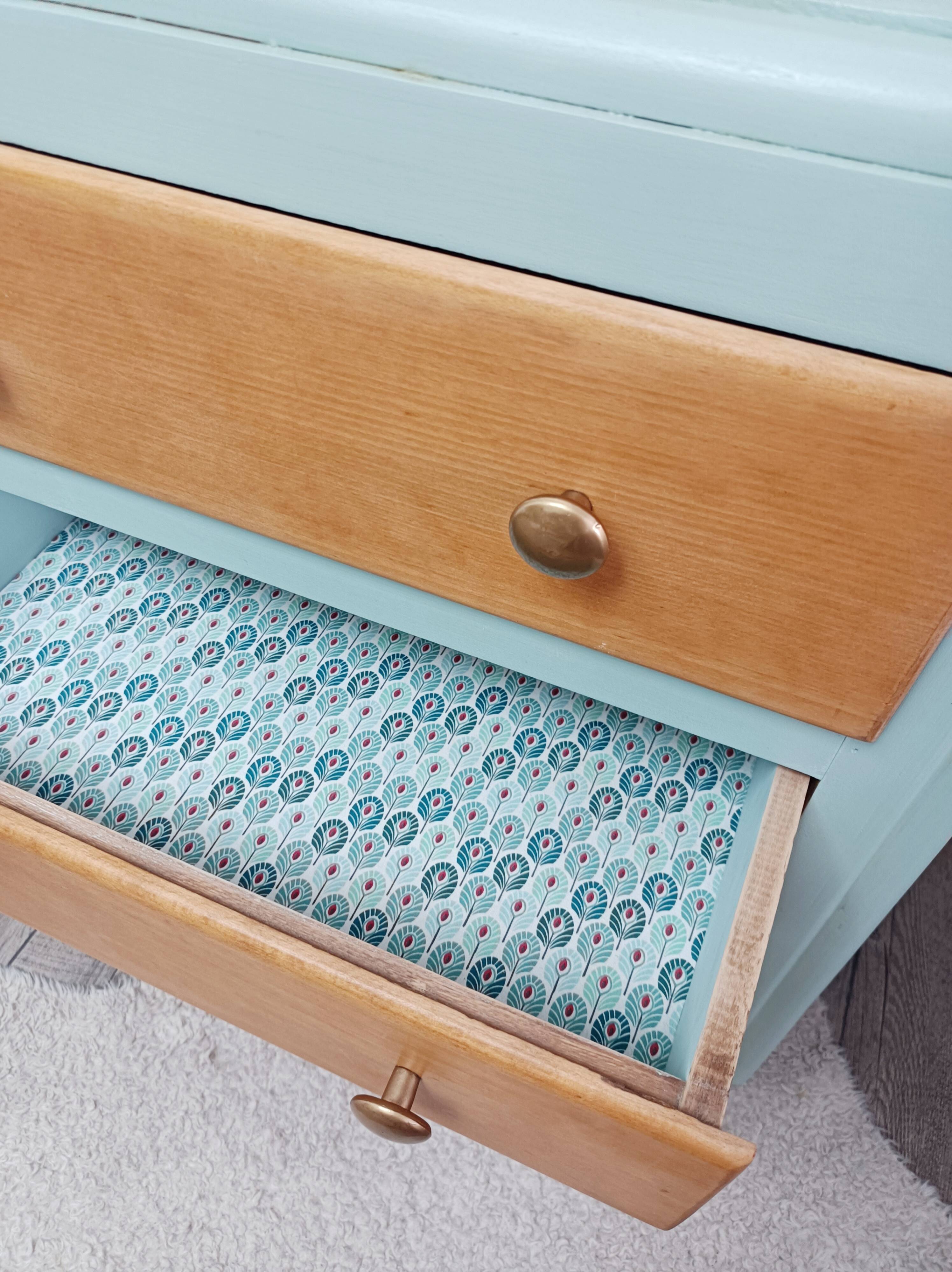 Small 3-drawer chest of drawers, green and wood
