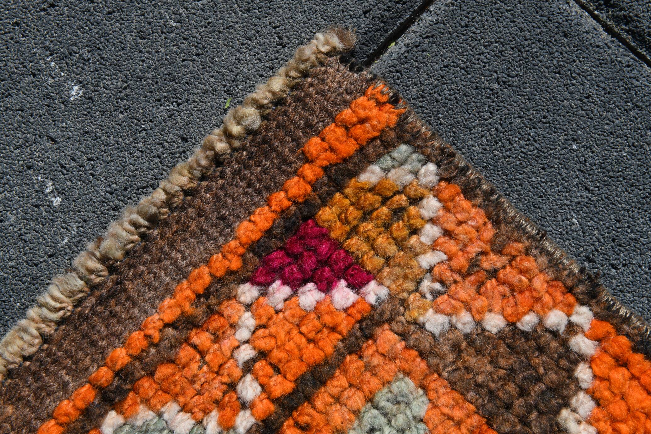 Tapis Couloir Vintage Anatolien Orange Motifs Géométriques, 83x367 Cm