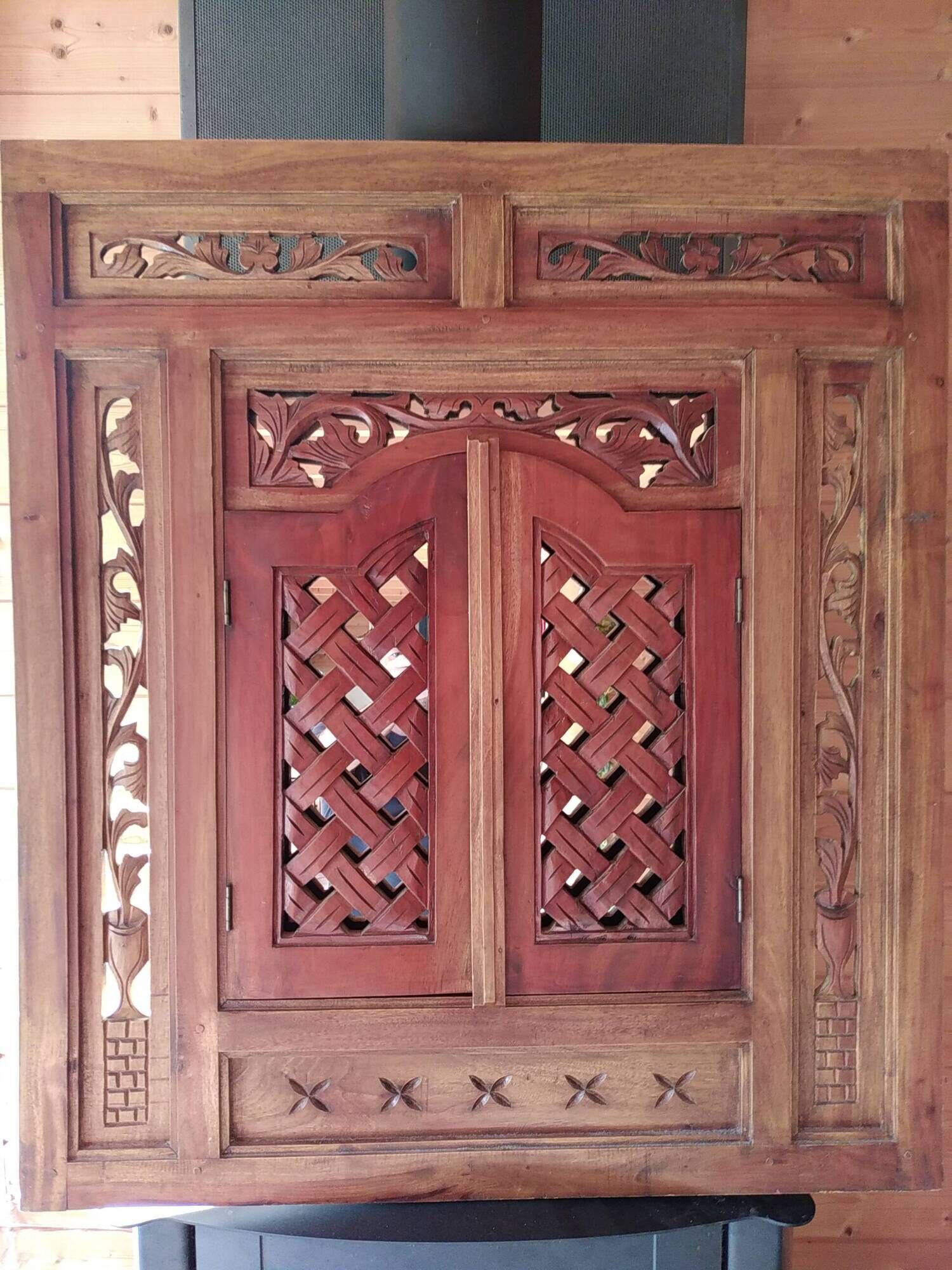 Miroir Balinais Vintage à Porte Volet Sculpté à la Main .