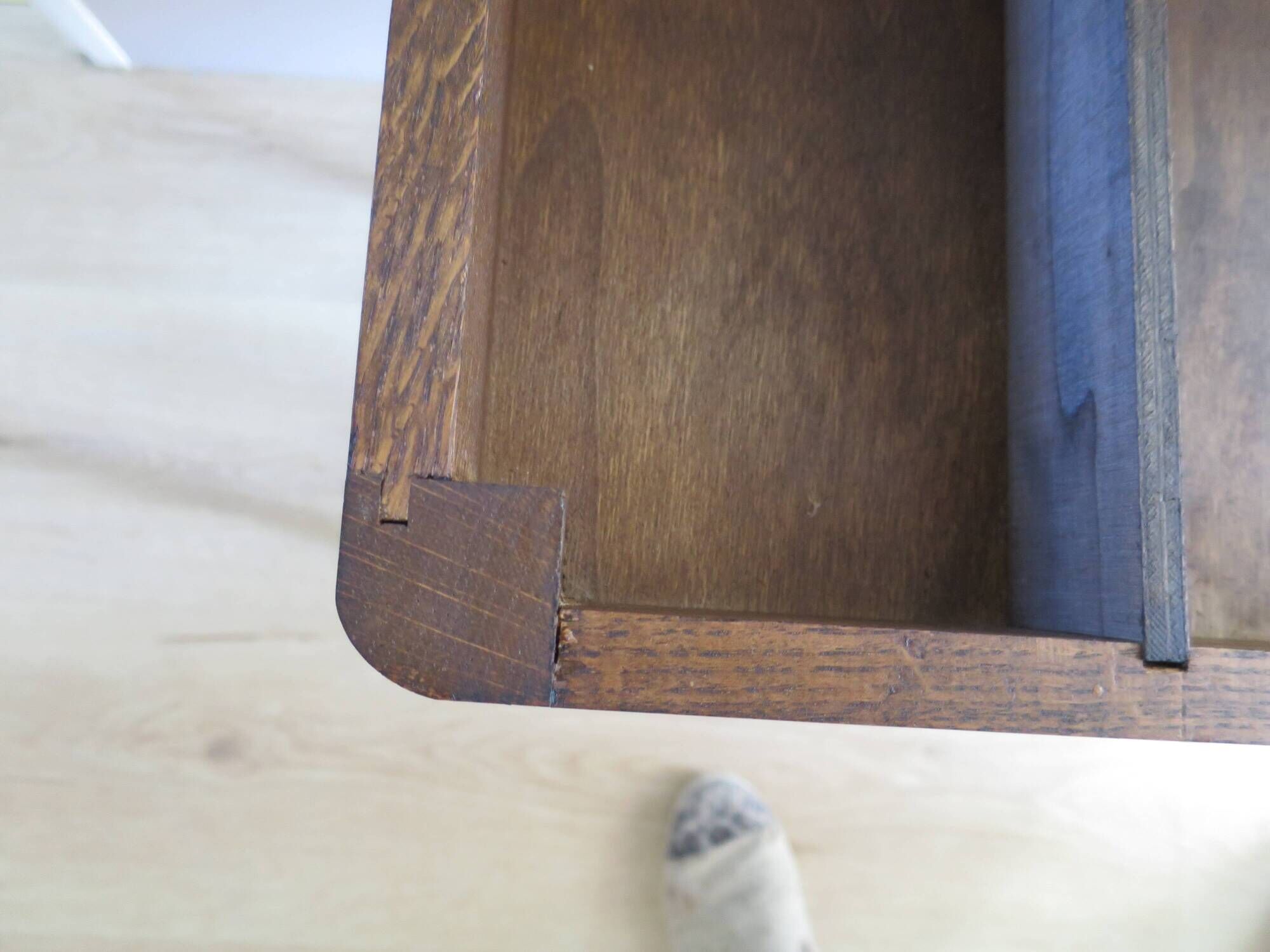 Vintage - Charming work table - Small chest of drawers/dressing table - Louis XV style - Cabriole legs - 2 drawers