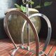 Porte-revues vintage en acier inoxydable brillant