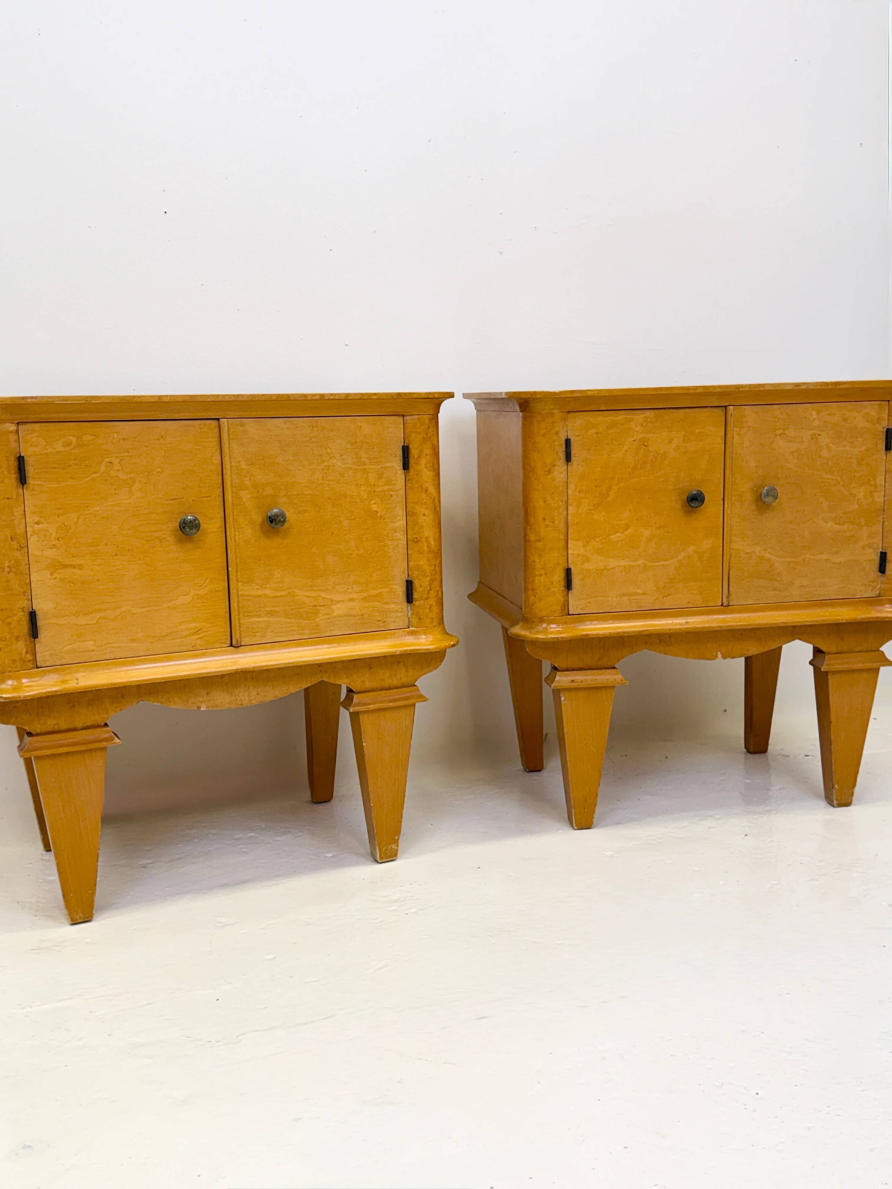 Paire de chevets "Art Déco" France, 1940s