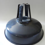 Suspension industrial blue gray