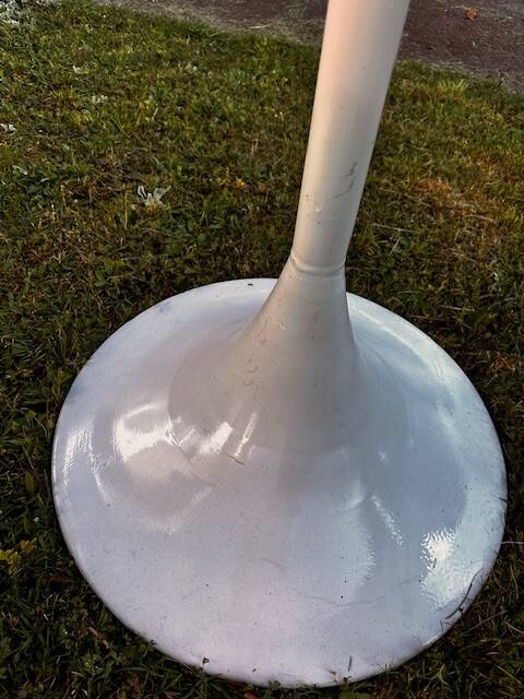 Vintage tulip foot bedside table