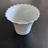 Porcelain basket-style planter