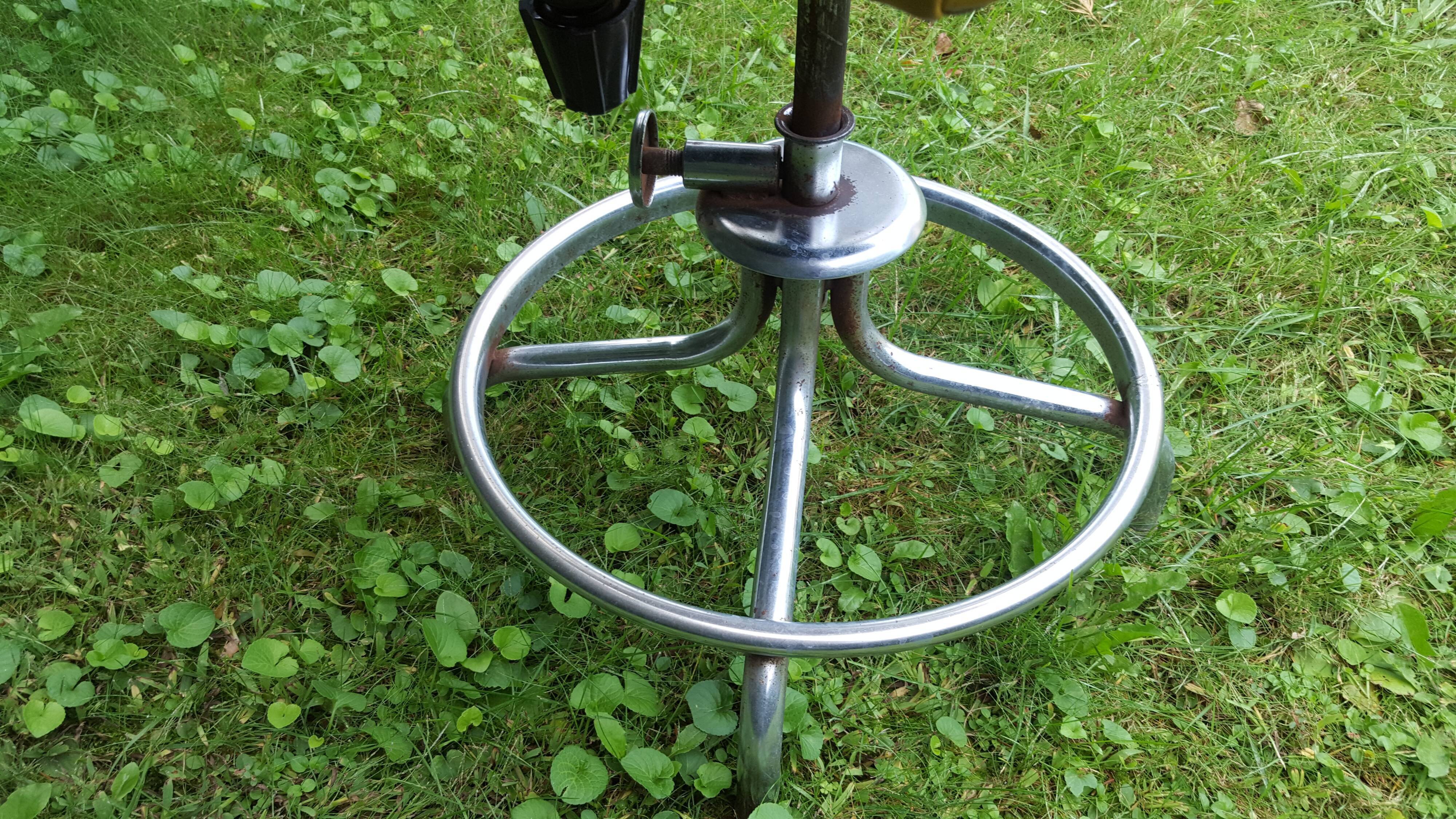 Fasem chair design Henri Liber, mustard color