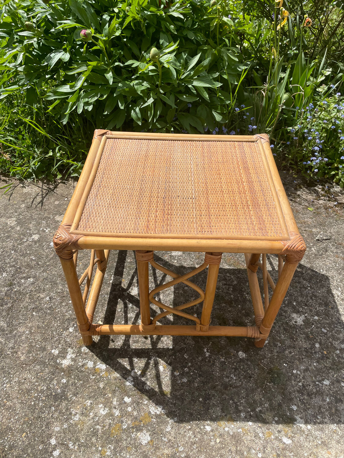 Rattan table