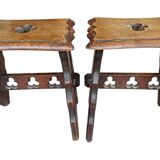 Paire anciens tabourets bois sculpté