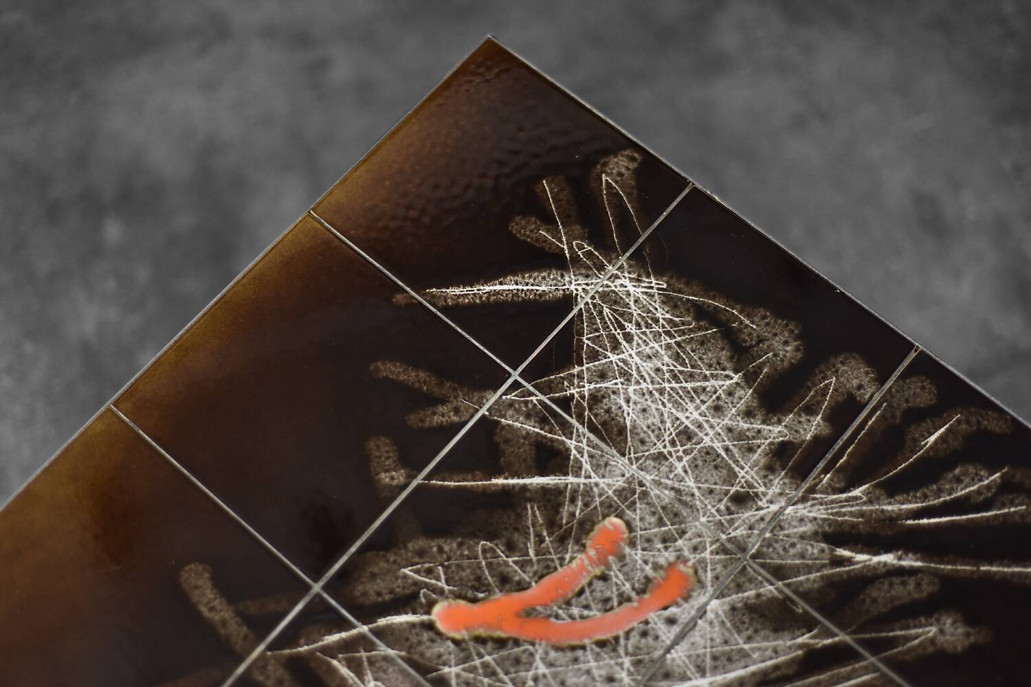 Modernist coffee table in ceramic and metal, 1970.