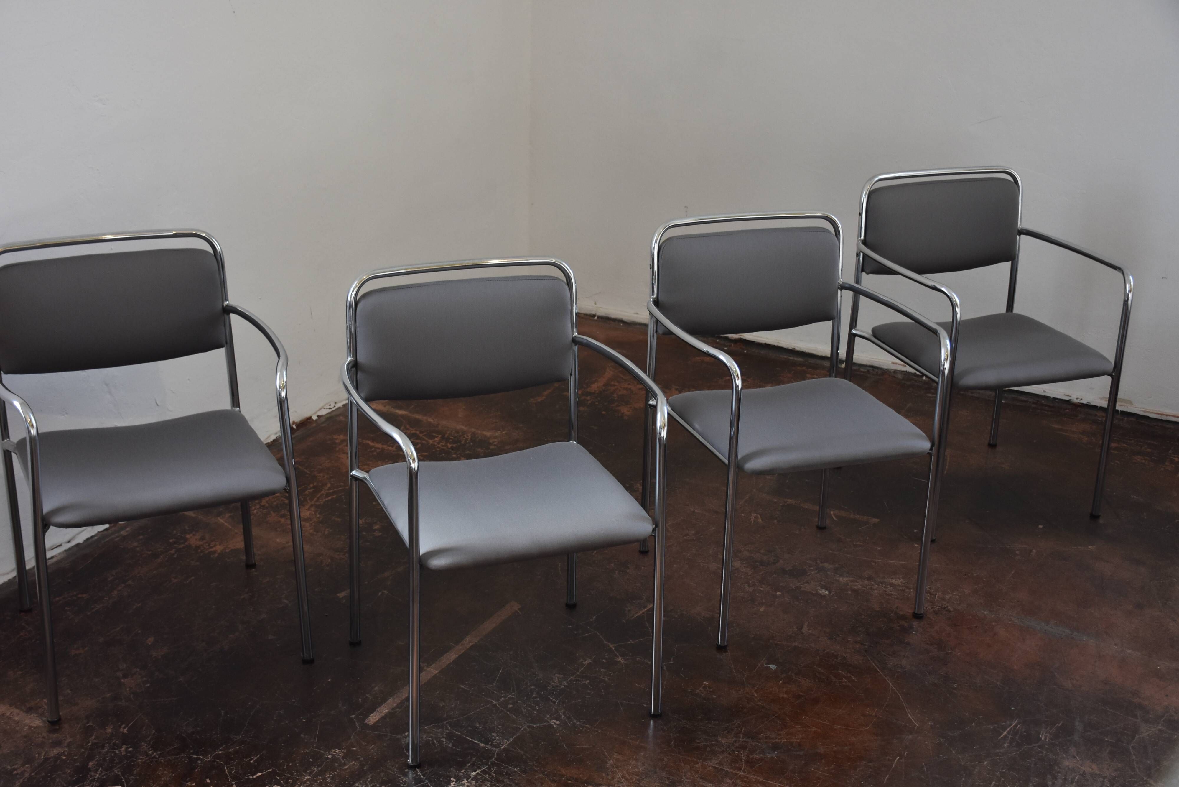 Set of 4 vintage chairs from the GDR era - 'Palast der Republik', 1970s