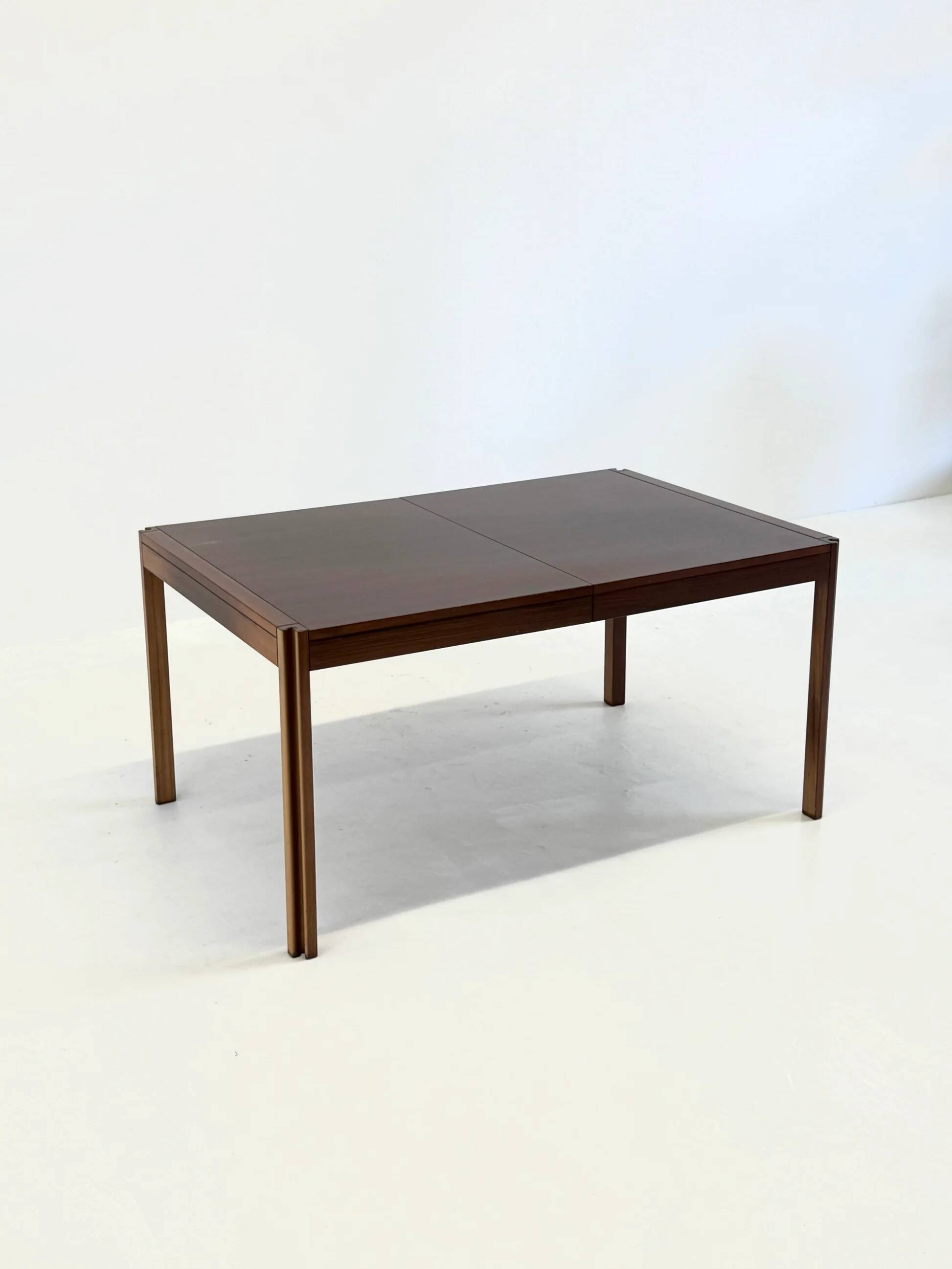4D wooden vintage dining table by Angelo Mangiarotti for Molteni