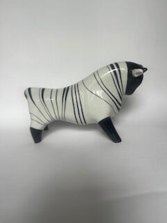 Porcelain bull figurine from Cmielow, 1960s.