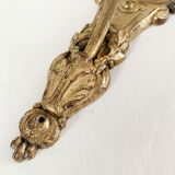 Tulip and brass applique