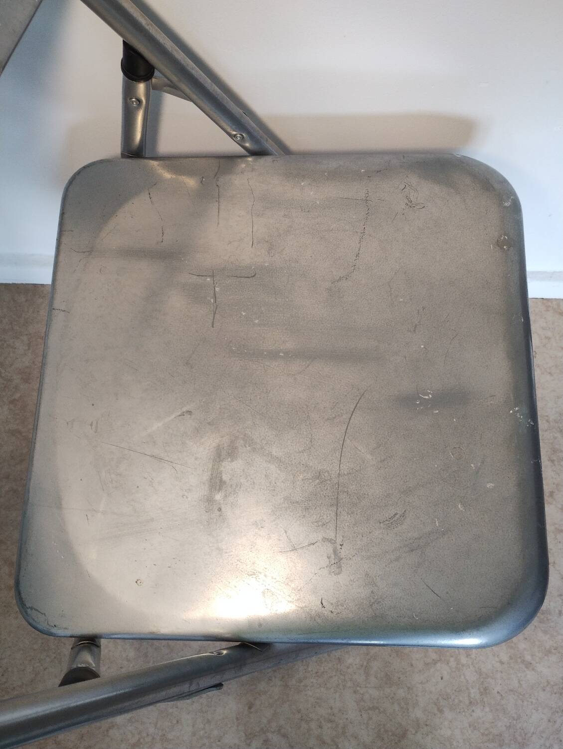 Industrial folding chair