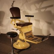 Dentist's chair