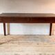 Table antique avec 2 tiroirs en patine