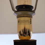 Lampe de table en bronze Bielefelder Werkstatte années 1980 Italie