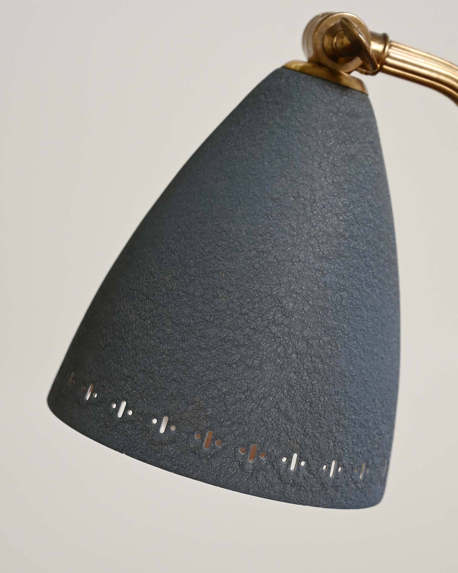 Lampe de table par Eric Wärnå, Suède, années 1950.