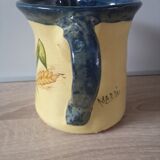 Sandstone pitcher