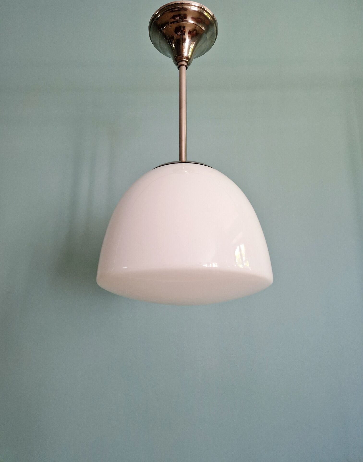 Bauhaus suspension in chrome metal and white opaline, 1930