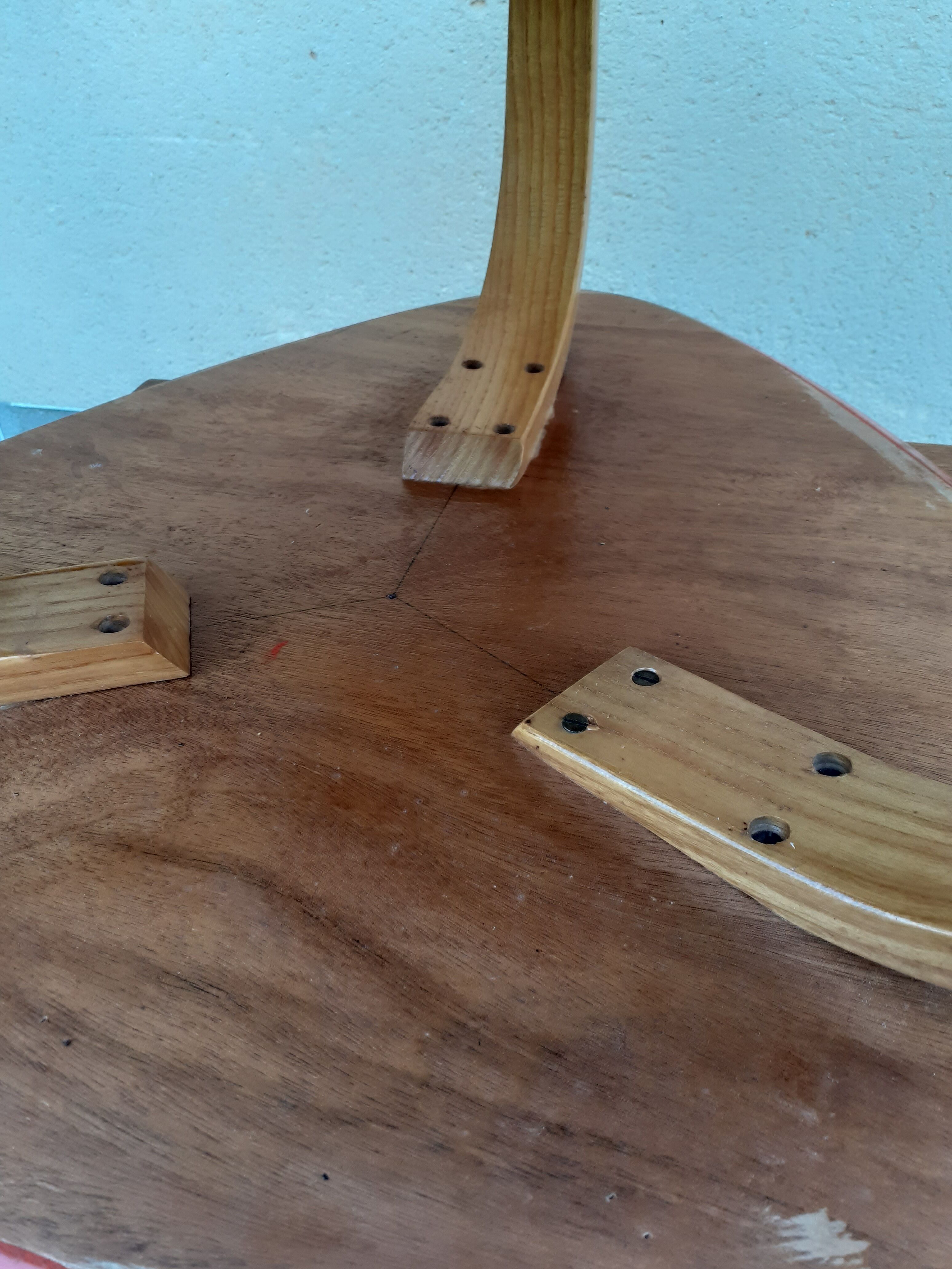 Table basse "bow wood" Hugues steiner