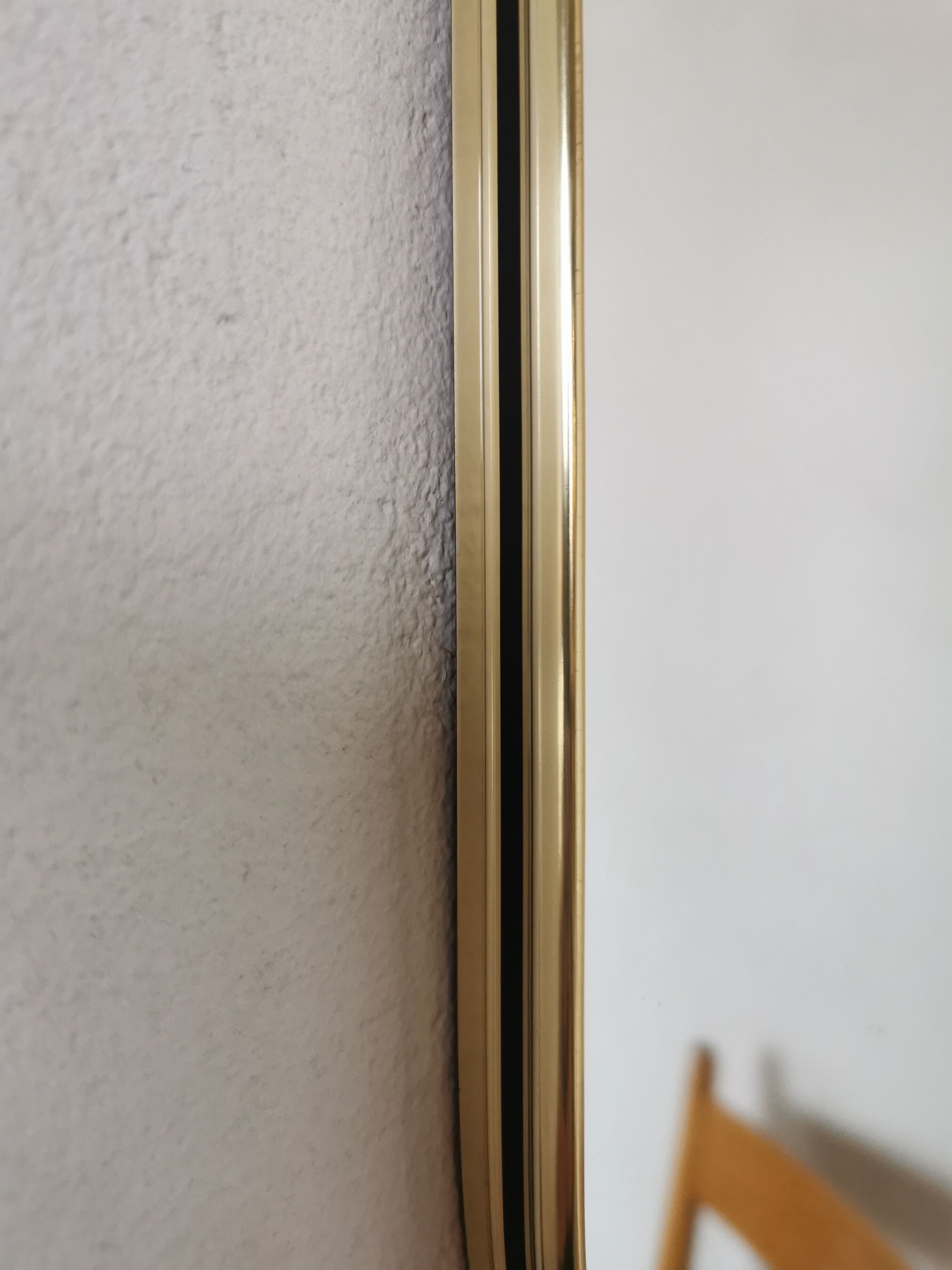 Miroir bord doré, forme libre vintage 1970