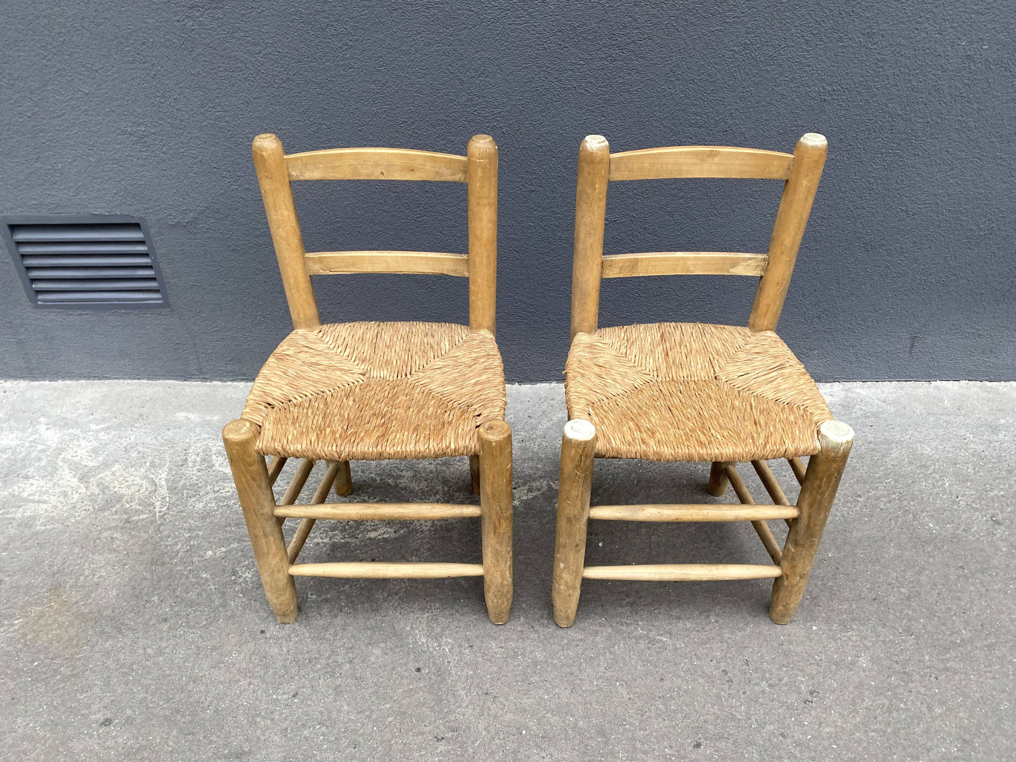 Set of 2 chairs in raw wood and straw from the 50s
